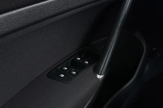 Volkswagen Golf – thumbnail 40