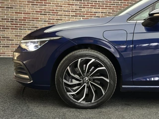Volkswagen Golf – thumbnail 33