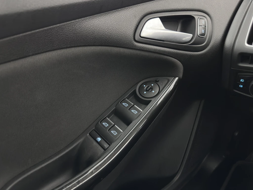 Ford Focus – foto 22