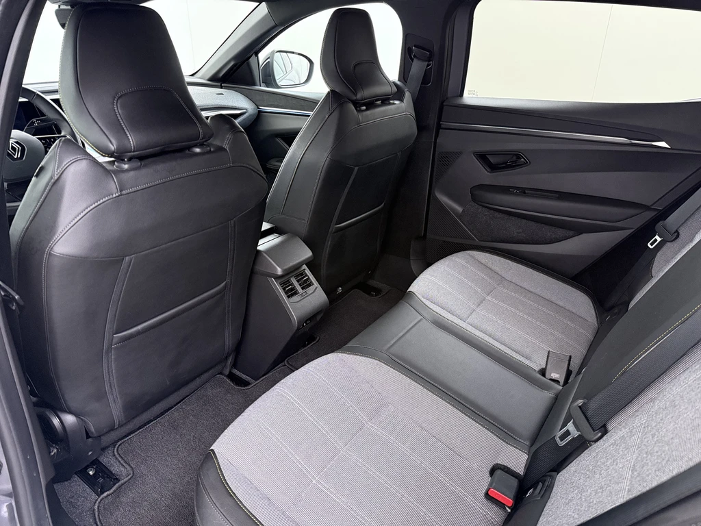 Renault Megane E-Tech – foto 40