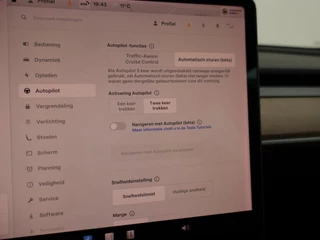 Tesla Model 3 – thumbnail 35