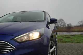 Ford Focus – thumbnail 2