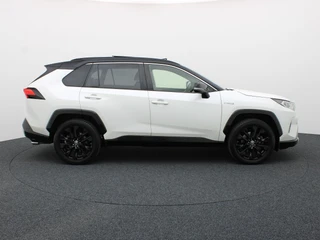 Toyota RAV4 – thumbnail 11