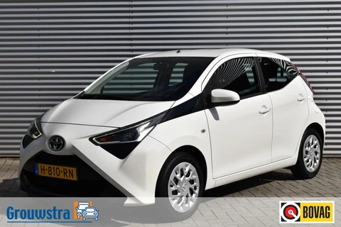 Toyota Aygo 1.0 VVT-I 5DRS. X-PLAY / NL AUTO / P.CAM. / APPLE/ANDROID AUTO