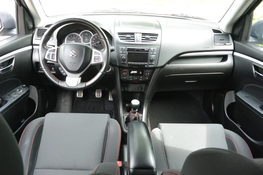 Suzuki Swift – foto 14