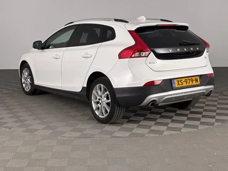 Volvo V40 – thumbnail 2