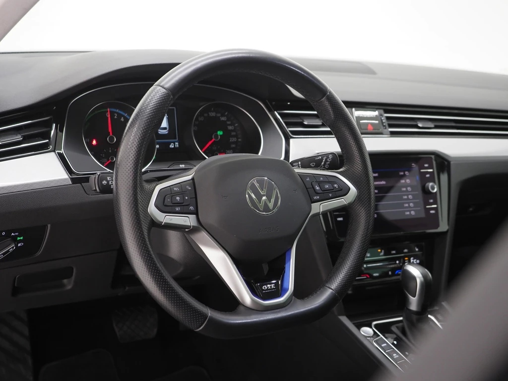 Volkswagen Passat – foto 17