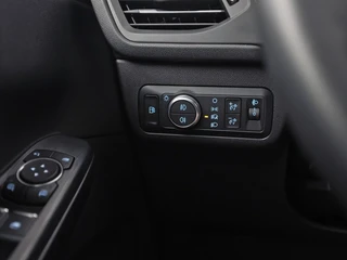 Ford Kuga – thumbnail 26