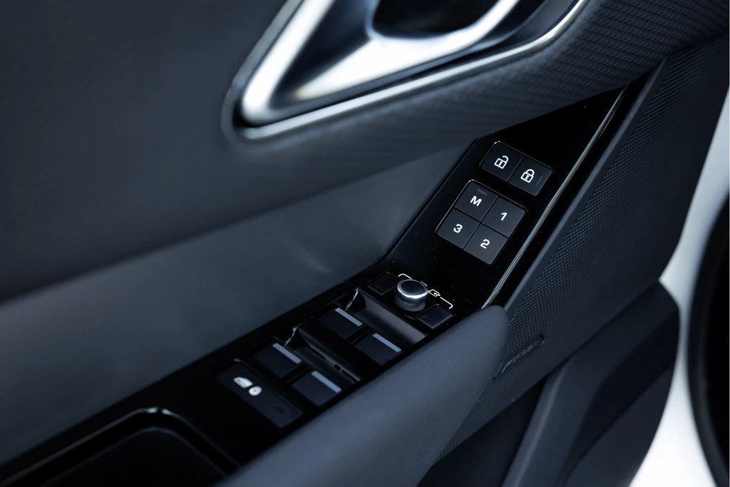 Land Rover Range Rover Velar – foto 28