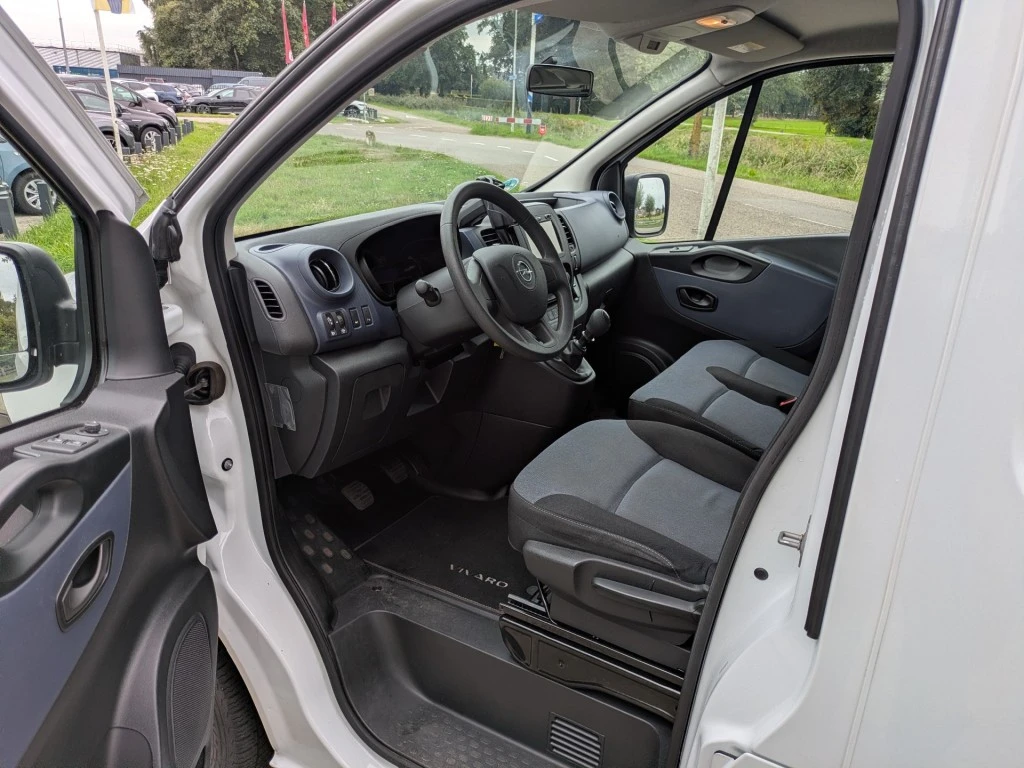 Opel Vivaro – foto 9