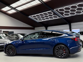 Tesla Model 3 – thumbnail 4