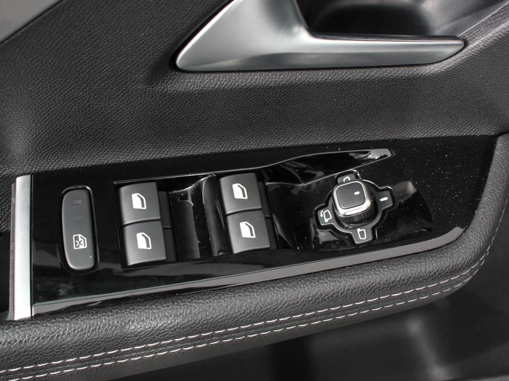 Opel Astra – foto 13