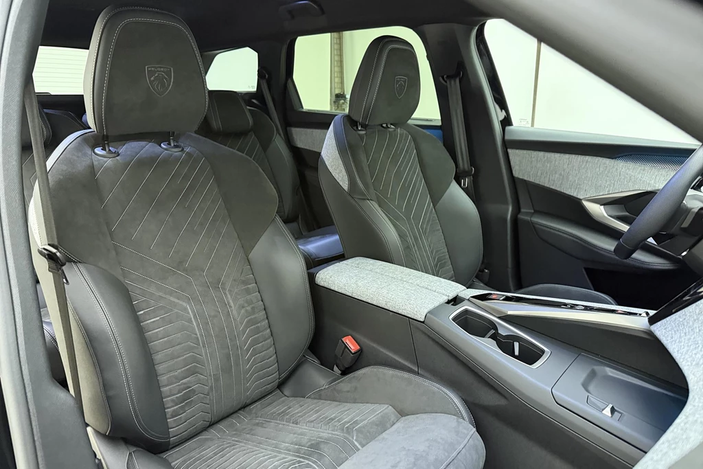 Peugeot e-5008 – foto 14