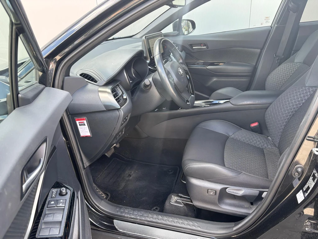 Toyota C-HR – foto 9