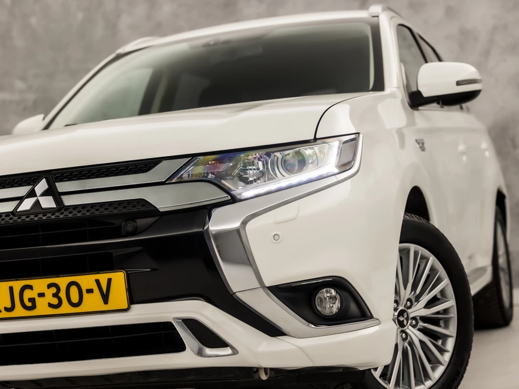 Mitsubishi Outlander – foto 2