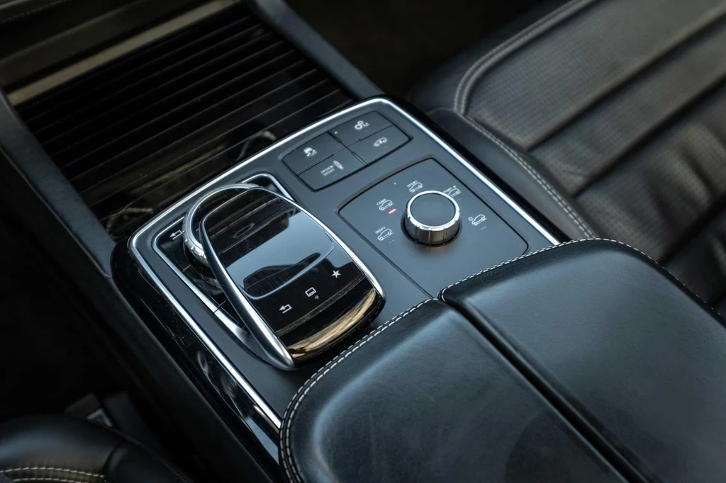Mercedes-Benz GLE – foto 20