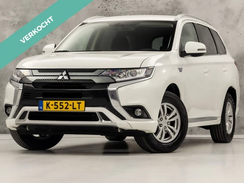 Mitsubishi Outlander Sport 2.4 PHEV 225Pk Automaat (APPLE CARPLAY, 1e EIGENAAR, NAVIGATIE, CAMERA, GETINT GLAS, STOELVERWARMING, SPORTSTOELEN, KEYLESS, NIEUWE APK, NIEUWSTAAT)
