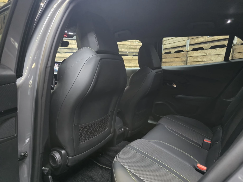 Peugeot e-2008 – foto 13