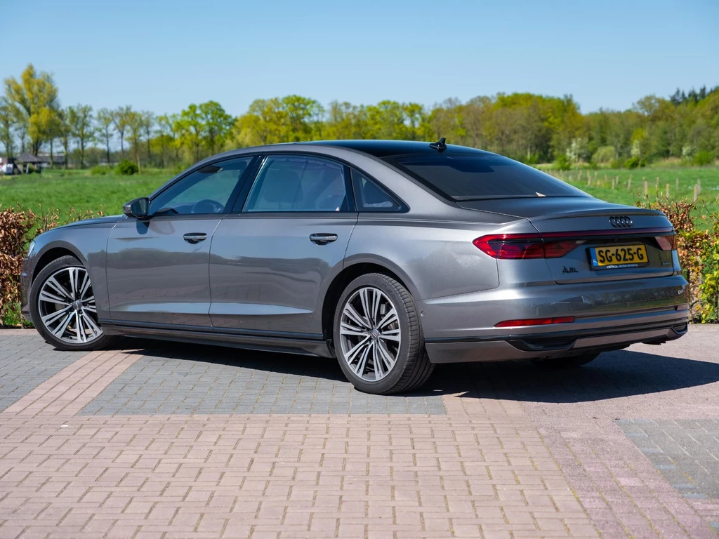 Audi A8 – foto 6