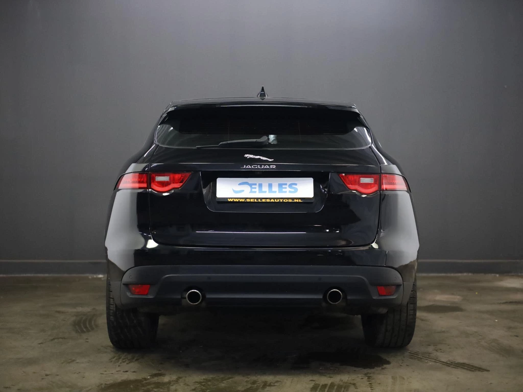 Jaguar F-PACE – foto 4