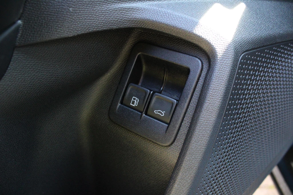 Tesla Model Y – foto 33
