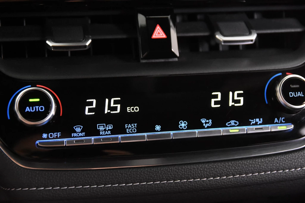 Toyota Corolla Touring Sports – foto 19