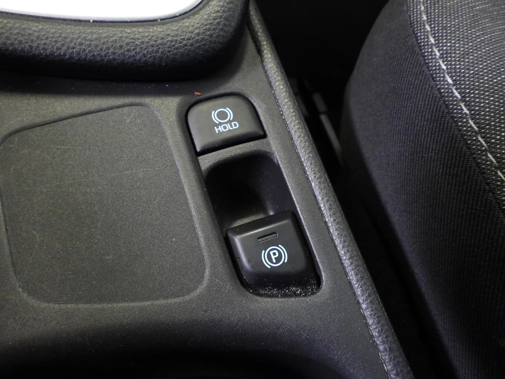 Toyota Yaris – foto 22