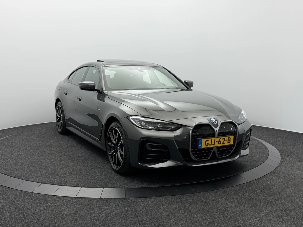 BMW i4 – foto 8