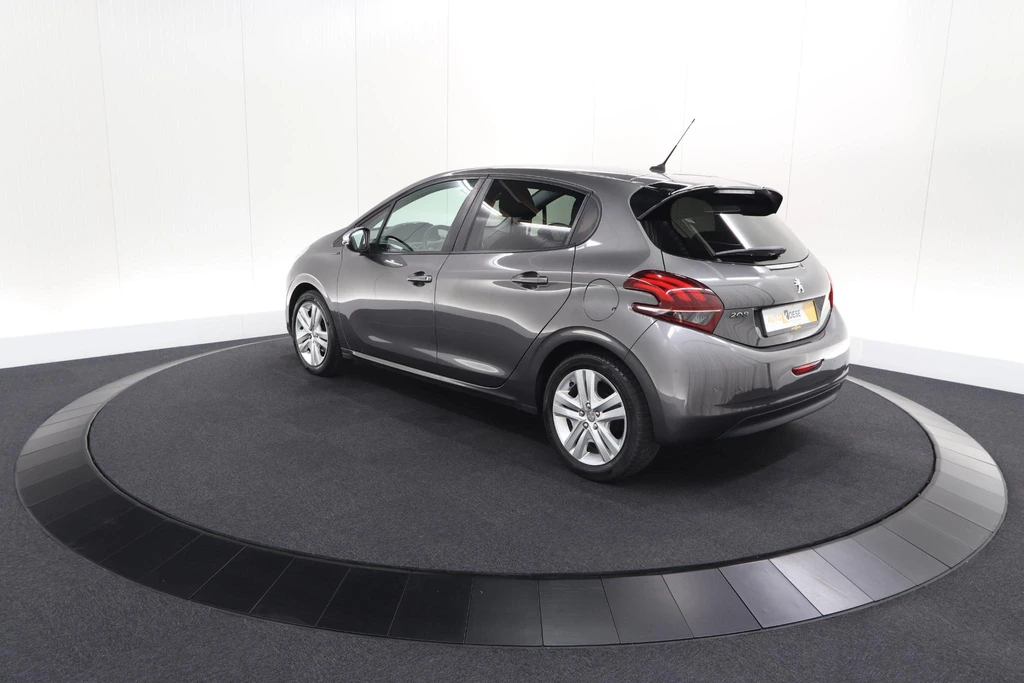 Peugeot 208 – foto 7