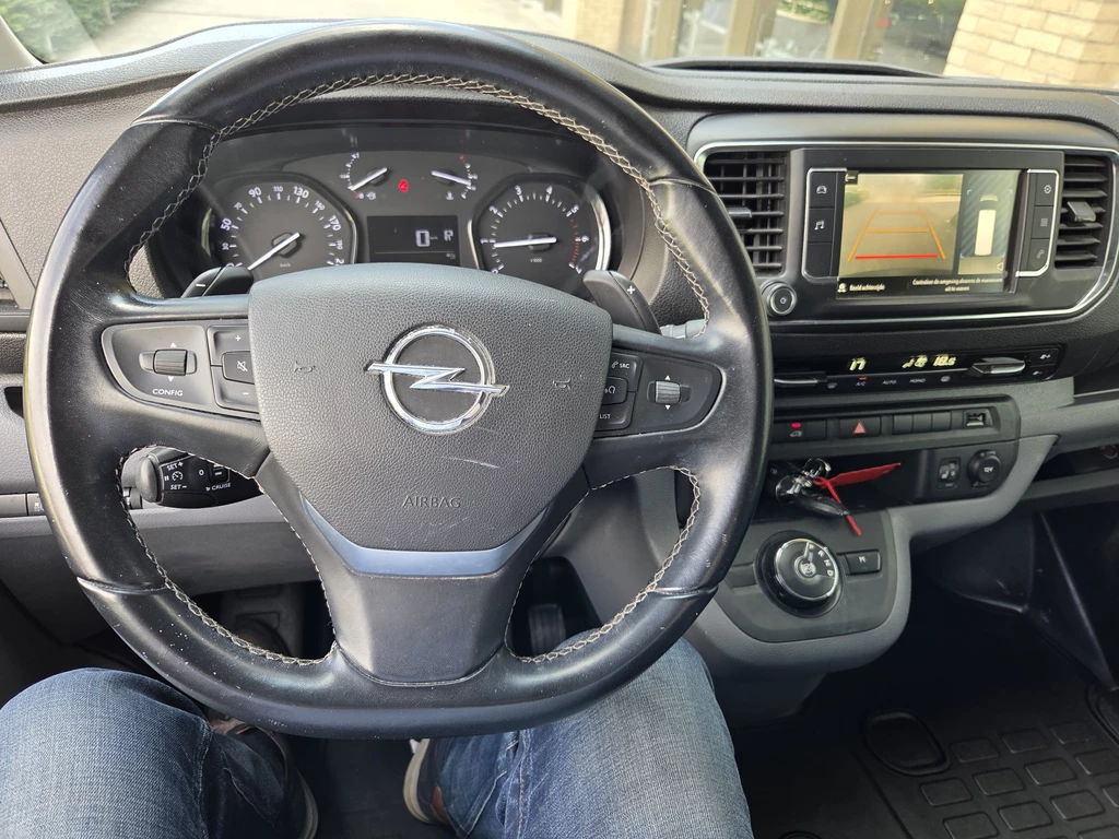 Opel Vivaro – foto 15