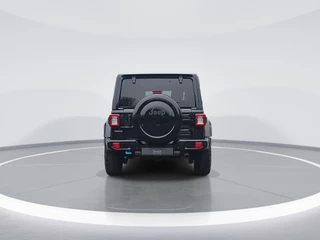 Jeep Wrangler – thumbnail 4