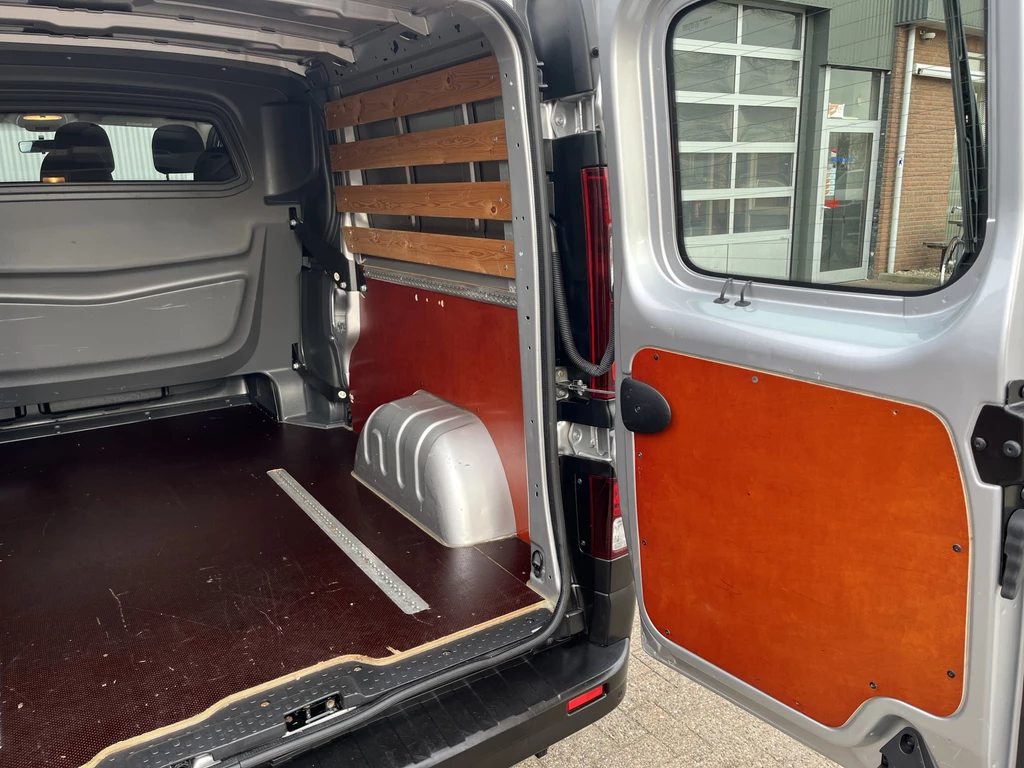Renault Trafic – foto 23