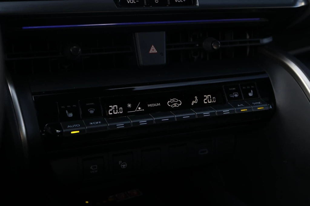 Toyota C-HR – foto 18