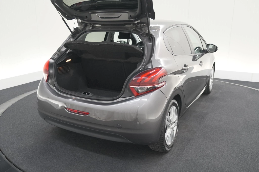 Peugeot 208 – foto 13