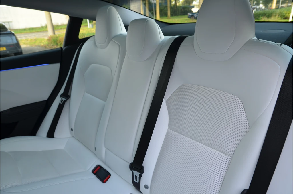 Tesla Model 3 – foto 14
