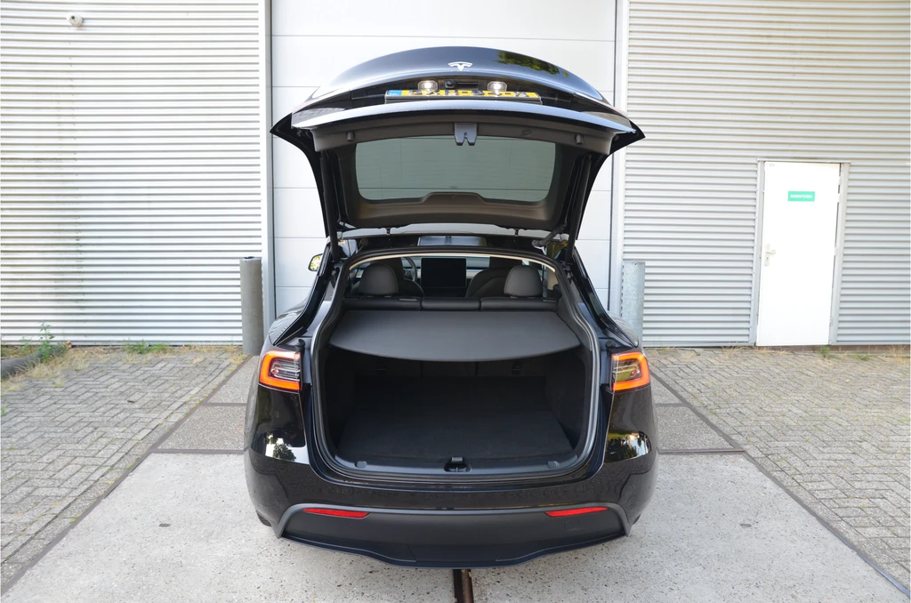 Tesla Model Y – foto 34