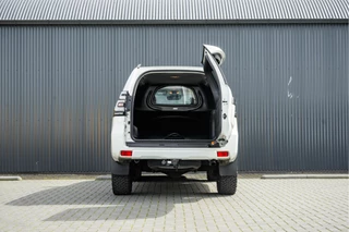 Toyota Land Cruiser – thumbnail 5