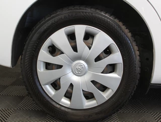 Toyota Yaris – thumbnail 22