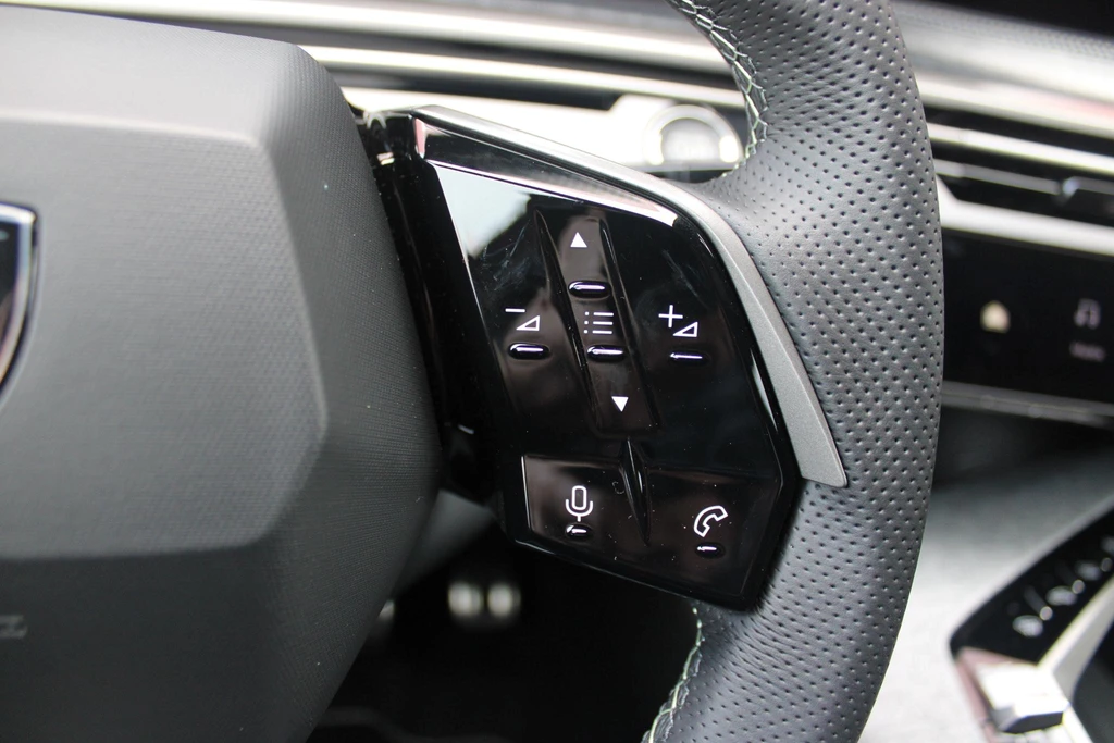 Peugeot e-3008 – foto 18