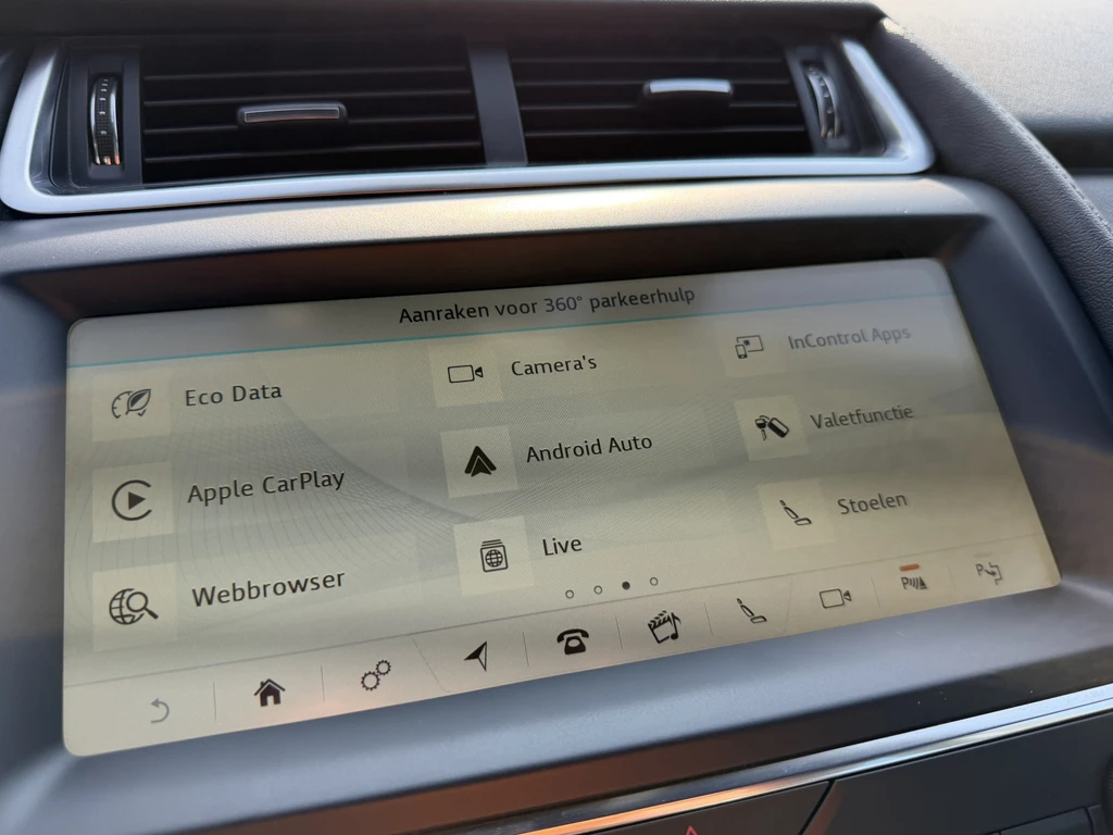 Jaguar E-PACE – foto 20