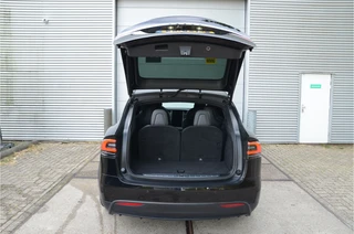 Tesla Model X – thumbnail 37
