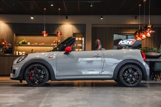 MINI Cooper Cabrio – thumbnail 5