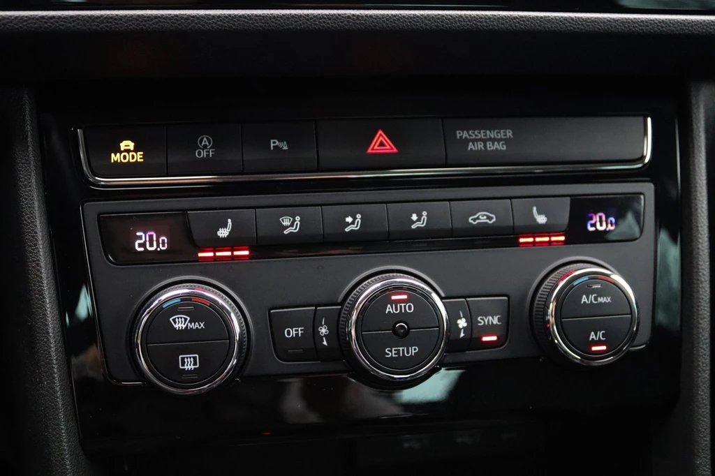 SEAT Leon – foto 22