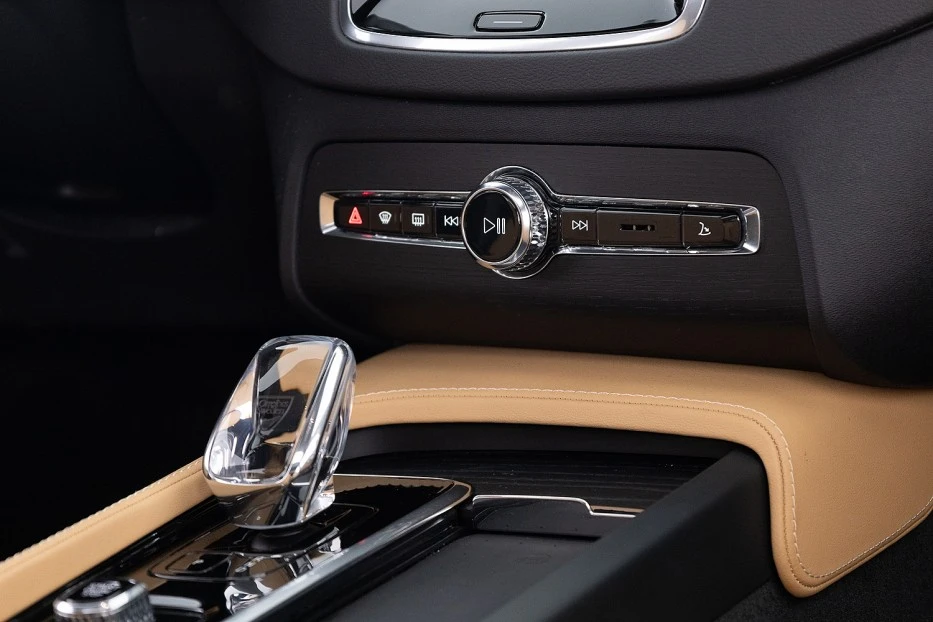 Volvo XC90 – foto 25