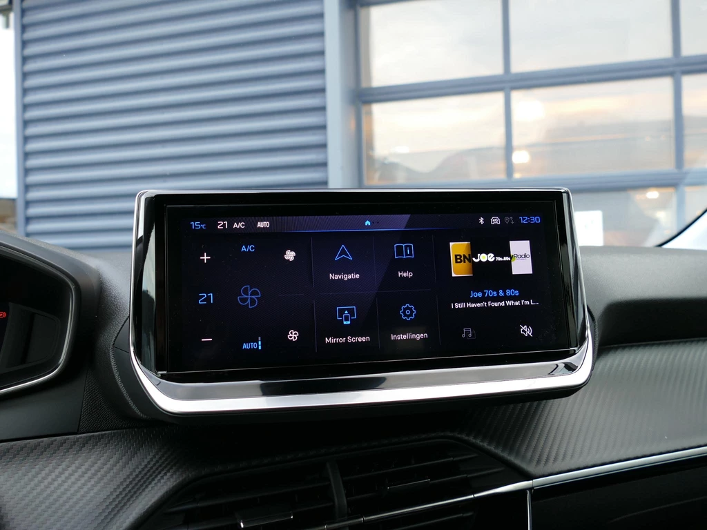 Peugeot 208 – foto 12