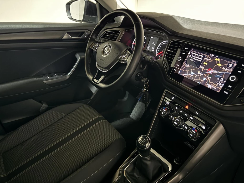 Volkswagen T-Roc – foto 25