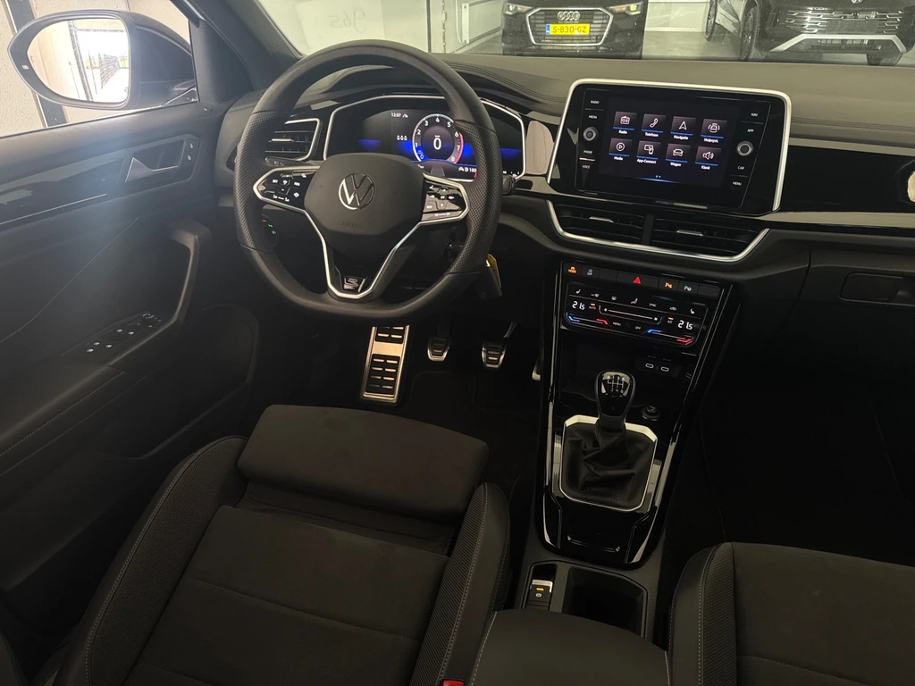 Volkswagen T-Roc – foto 10