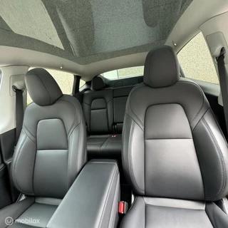 Tesla Model Y – thumbnail 10