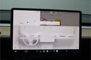 Tesla Model 3 – thumbnail 17