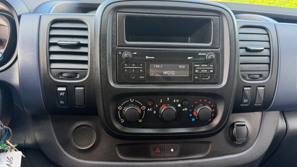 Opel Vivaro – foto 17